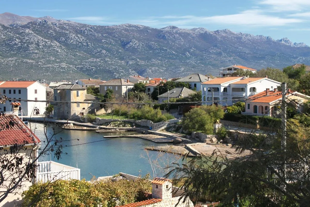 Apartments And Rooms By The Sea Vinjerac, Zadar - 3248 Guest house Vinjerac