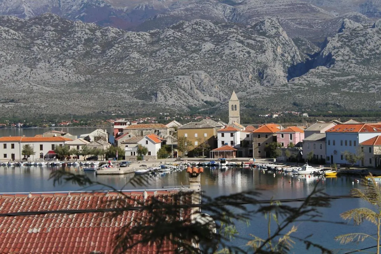 Apartments And Rooms By The Sea Vinjerac, Zadar - 3248 3*, Vinjerac Croatia